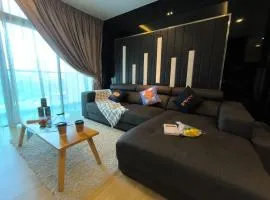 Skyloft Luxury 3BR Suites Aeon Bukit Indah By STAY