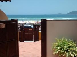 Apart Hotel Praia do Pero, hotelli kohteessa Cabo Frio