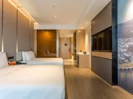 Atour Hotel Suzhou University Town Yuexi Subway Station