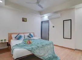 Restin Hotel Near Ashok Nagar & Mayur Vihar Phase III