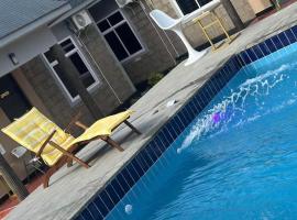 Ezma-homes, готель у місті Boma la Ngombe