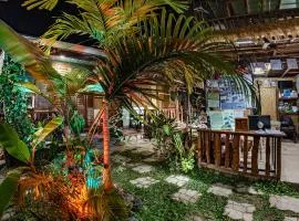 ALFA Garden Lodge