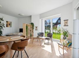 Charmerende og hyggelig lejlighed tæt på centrum, Hotel in Viby