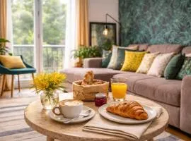 Spacious Family Apartment near Disneyland with Garden, AC and Parking