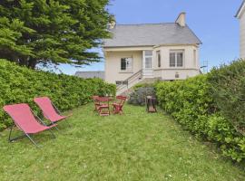 450m de la plage, maison pour 2 adultes 2 enfants, hotel din Brignogan-Plage
