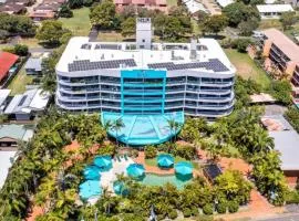 SEASIDE APARTMENT - Pool - Tennis Court - WiFi - Full Kitchen