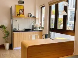 Corgi House Da Nang Airport & City Center