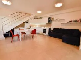 Max Kitehouse Stagnone