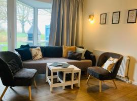 Ferienhaus Jumpiet, hotel a Tossenserdeich
