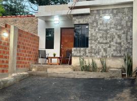 Casa completa Ecovia Ruta Luque San Bernardino, hotel a Zarate Isla