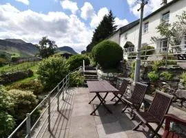 3 Bed in Keswick oc-sz075