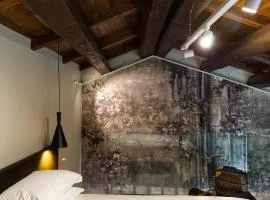Loft di Lusso in Palazzo del 500 a Piazza Duomo
