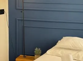 Bright Romantic Studio near sea