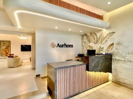 Aurhom By Royal Inn, hotel di Karachi