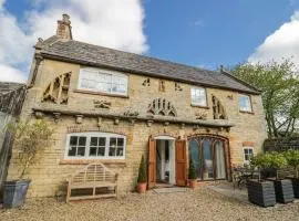 Hallidays Cottages - The Folly