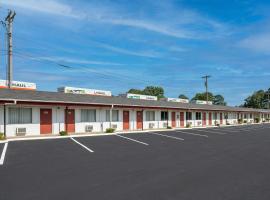Capri Inn Little Rock Benton I-30، فندق في بينتون