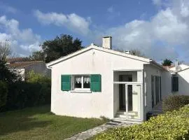 Maison pour 6 personnes à deux pas de la plage! LBO000-089