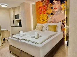 Luxury Apartment LEGRAND with Garden