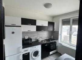 Apartament Yuk