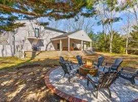 Elegant Family Osterville Retreat Near Dowses Beach