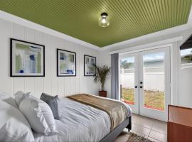 Largo में, होटल Entire Coastal Home with Game Room Near Beaches