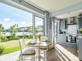 No 5 The Salcombe