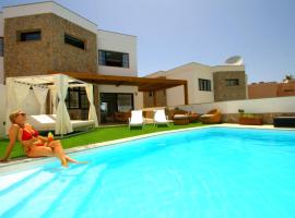 The 10 best villas in Puerto Rico de Gran Canaria, Spain | Booking.com