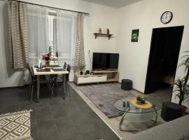 Apartment PMS, Hotel in Veľká Mača