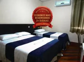 Hotel Minho SP - Melhor Opção do Centro - Café da Manhã Incluso - Próximo do Metrô, 25 de Março e Brás - 10 Min do Allianz Parque, 11 Min do Expo Center Norte e 15 Min do Protagon no Pro Magno