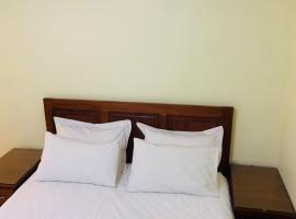 Two Bedroomed Apartment - 200m from Mandahill Mall, hotel v destinácii Lusaka