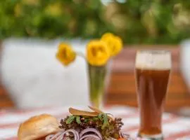 ADFC zertifizierte Unterkunft mit Schwimmbad