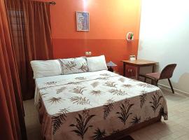 Cloud9 Lomé: Lomé şehrinde bir otel