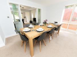 Spacious Family Retreat Large Garden & Games Room, hotel en Caistor