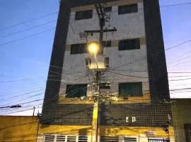 Apartamento á 70m da Praça Mestre Dominguinhos