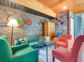 Gym & Sauna Access On-Site - College Park Studio!