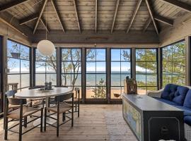 Gasthaus Fox by Juniper Holiday + Home, hotel a Bridgman