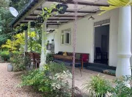 Kaluganga Holiday Home