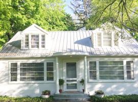 Hygge House, מלון בHarbert