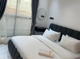 B-Max Luxury Apartments, хотел в Лагос