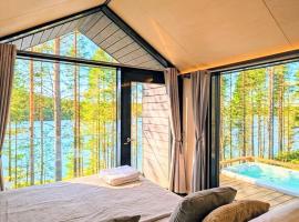 Hossaville Luxe West Lake Cabin II, hotel in Ruhtinaansalmi