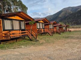 Wooden Villas Karme, hotel u gradu Koman