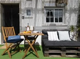 Sesimbra Cozy House BBQ & Terrace - MADA HOUSE's
