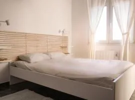 Habitación doble con Balcón - Casa rural compartida - Coliving