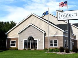 The Commerce, Trademark Collection by Wyndham: River Falls şehrinde bir otel