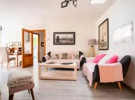 Acogedora casa histórica en Segovia by CABANA Rentals