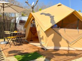 Camping Costa Dorada Tienda Cala, Hotel in Canet de Mar