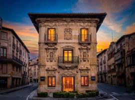 Palacio Manzanos Haro # Wellness & Wine # Gym # Cinema # Sauna, hotel a Haro