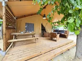 Camping Costa Dorada Tienda Lua