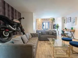 AmazINN Places Casco Viejo Penthouse Rooftop and Pool