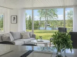 Newly Renovated Lakeview Home Near Eskilstuna